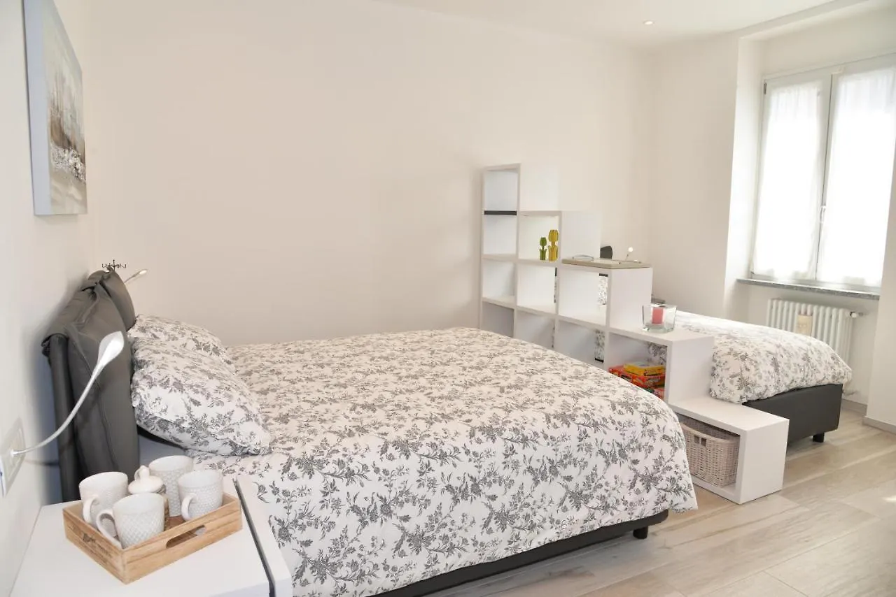 Grigioperla Apartment Tavernerio 0*,